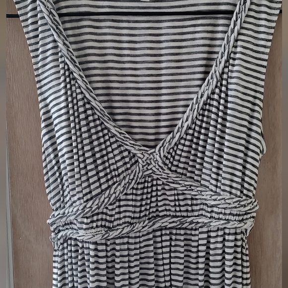 Max Studio Maxi dress size 8-10 fit - Picture 4 of 11